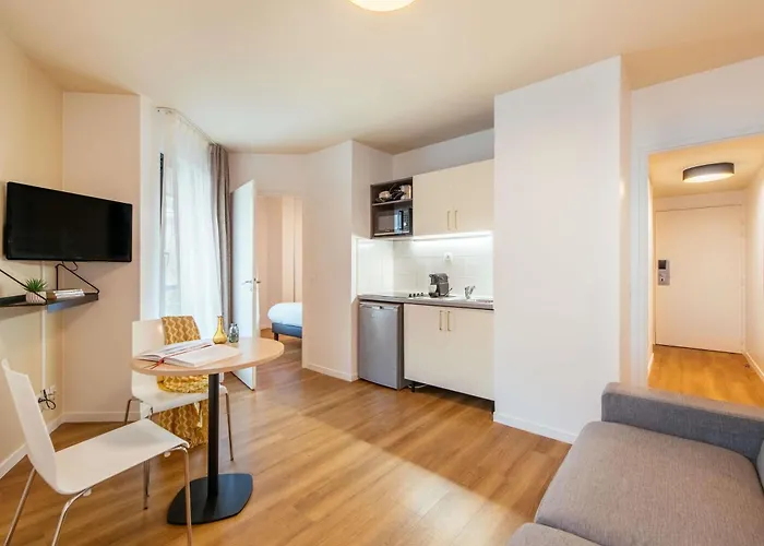 Aparthotel Adagio Access Paris Asnieres