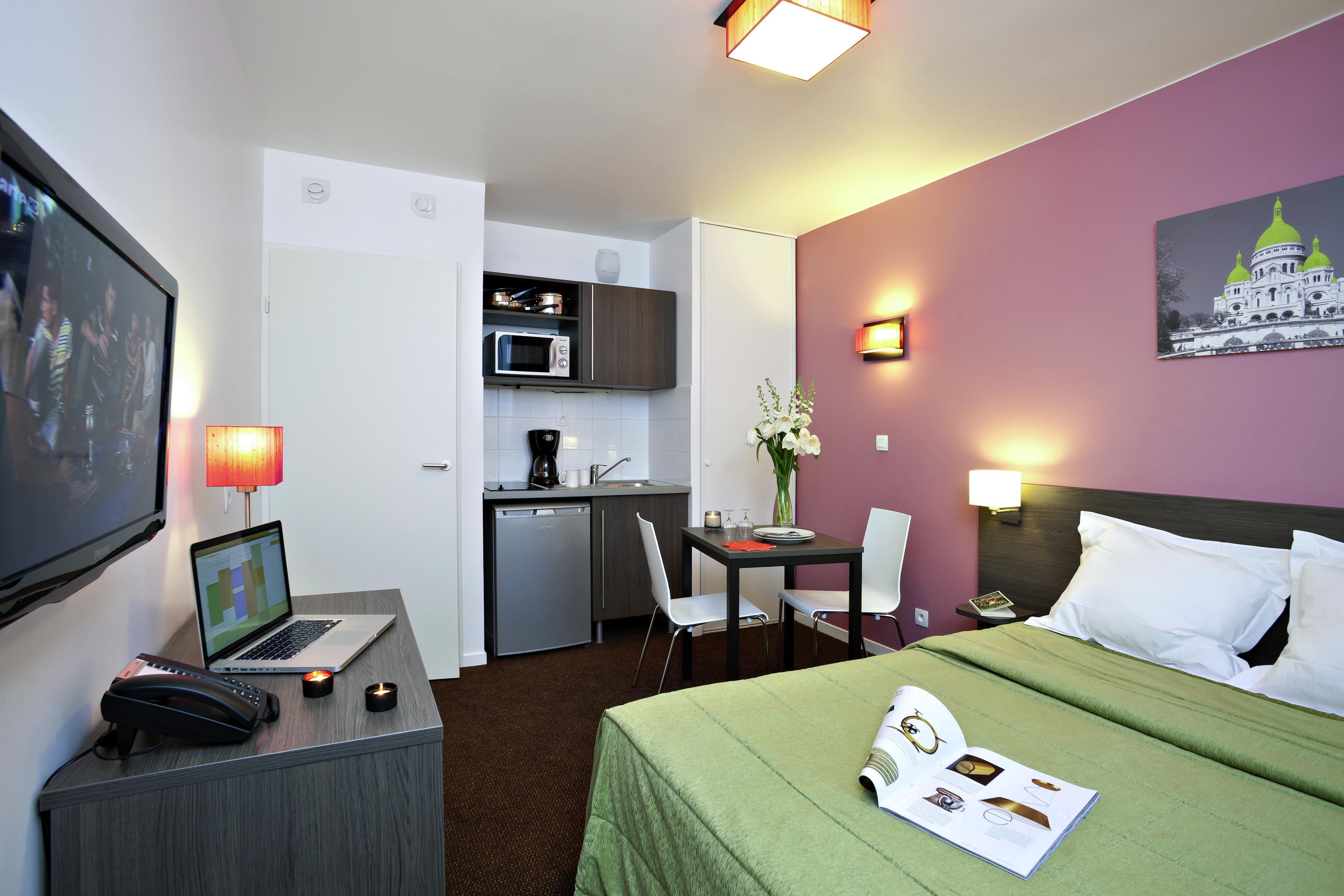 Adagio Access Paris 3*
