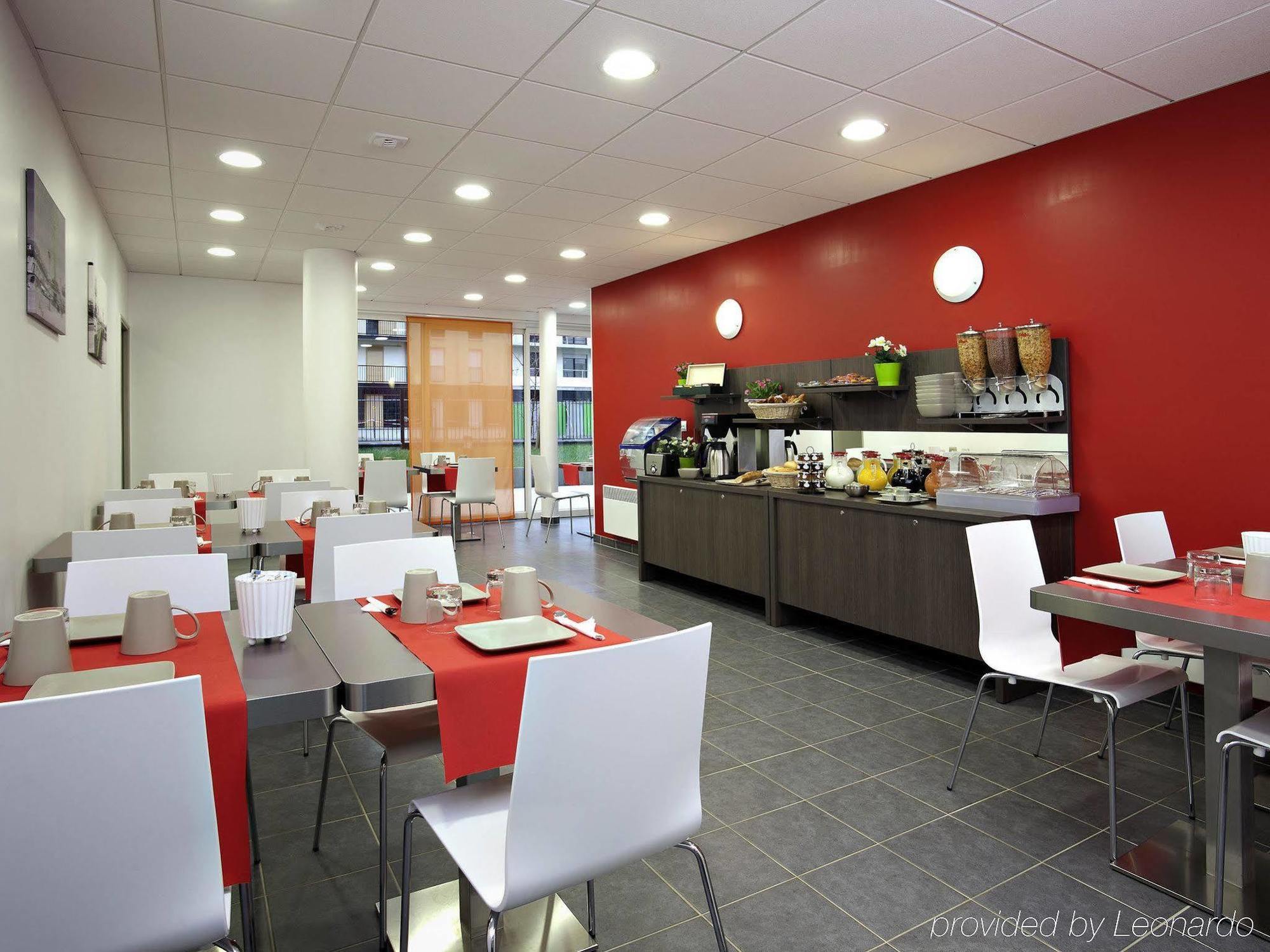 Adagio Access Paris Aparthotel 3*