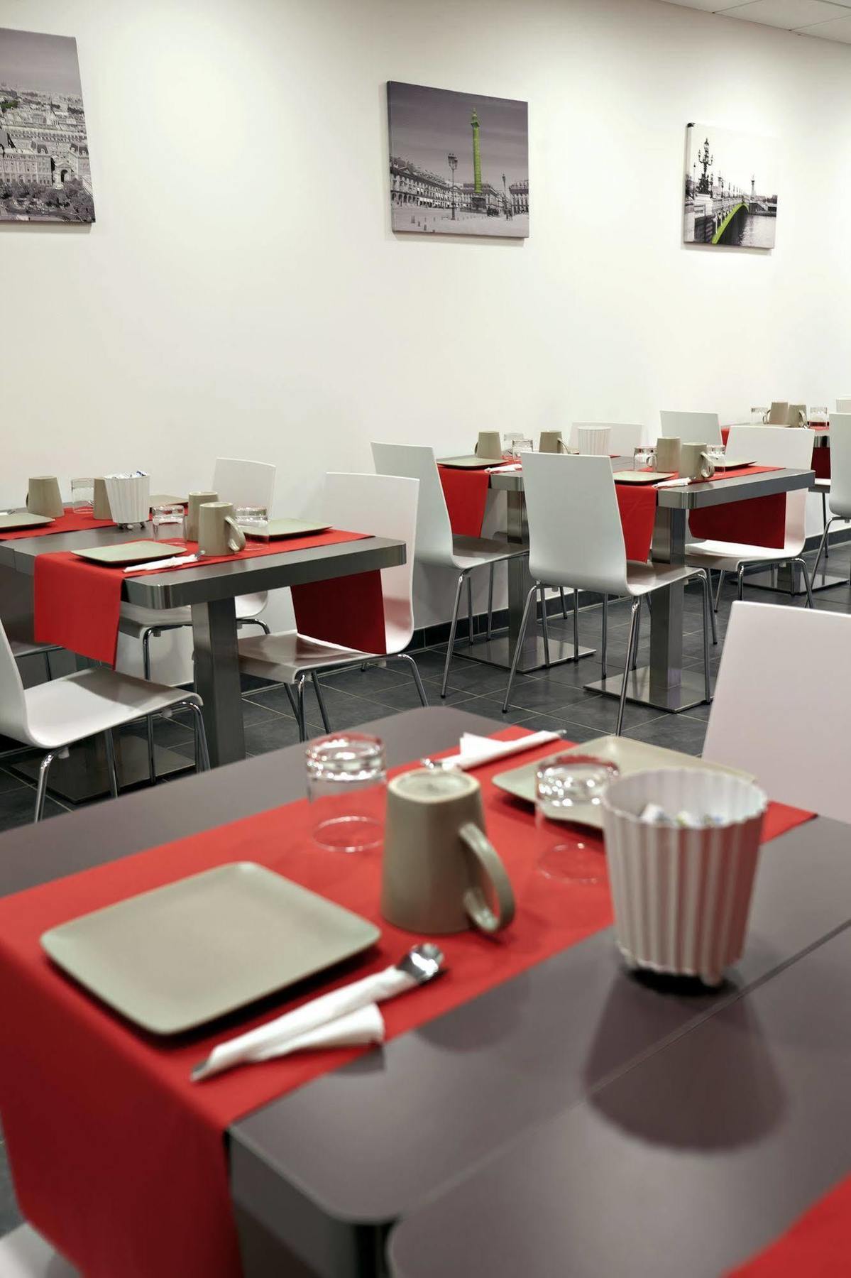 Adagio Access Paris Aparthotel